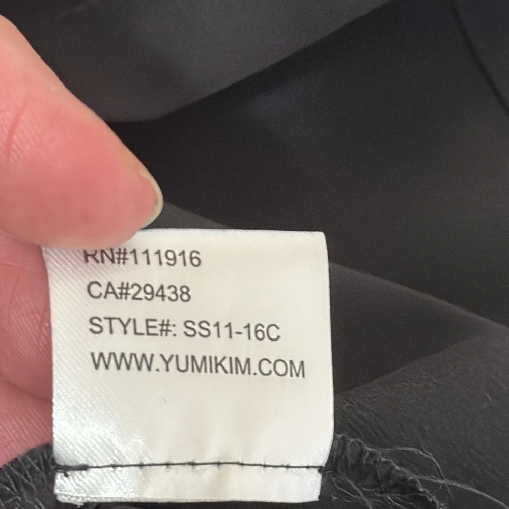 Yumi Kim Carly Romper Women's XS Black 100% Silk NWT Pockets‎ - Picture 12 of 14